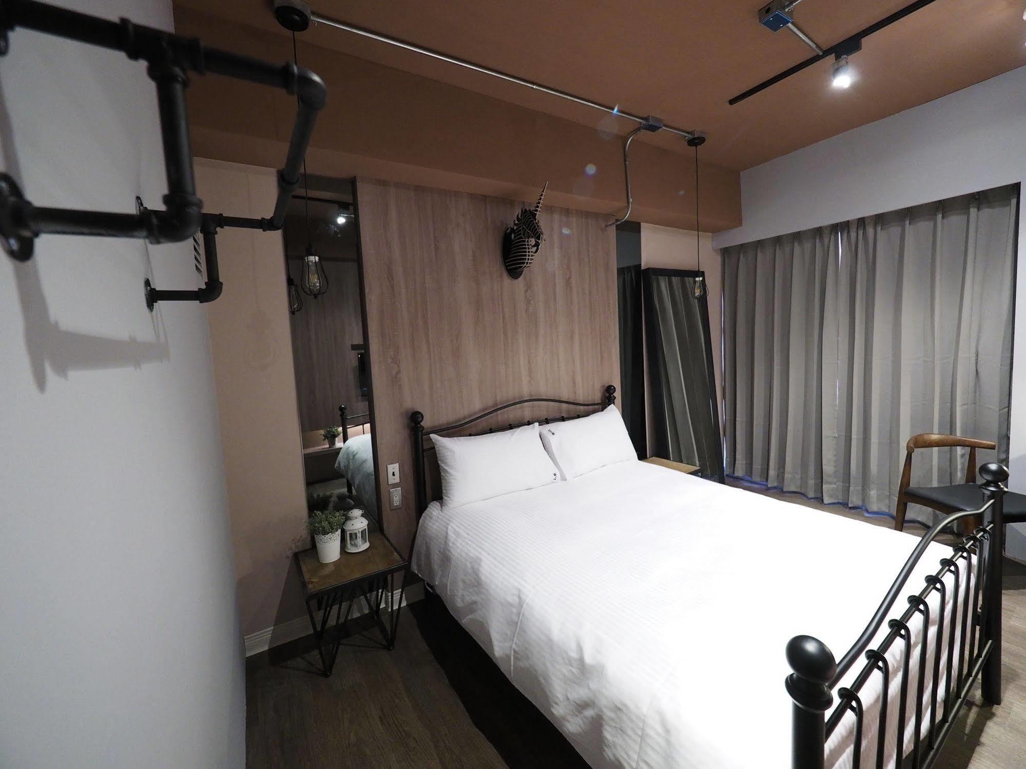 Loft Hostel Fengjia Taichung Exterior photo